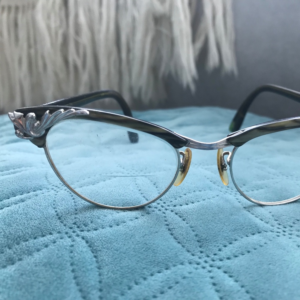 Vintage Cateye Silver Leaf Frames - image 1